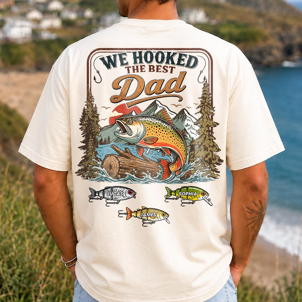 Personalized We Hooked The Best Dad T-Shirt – Personalized Fishing Grandpa Shirt Hv01