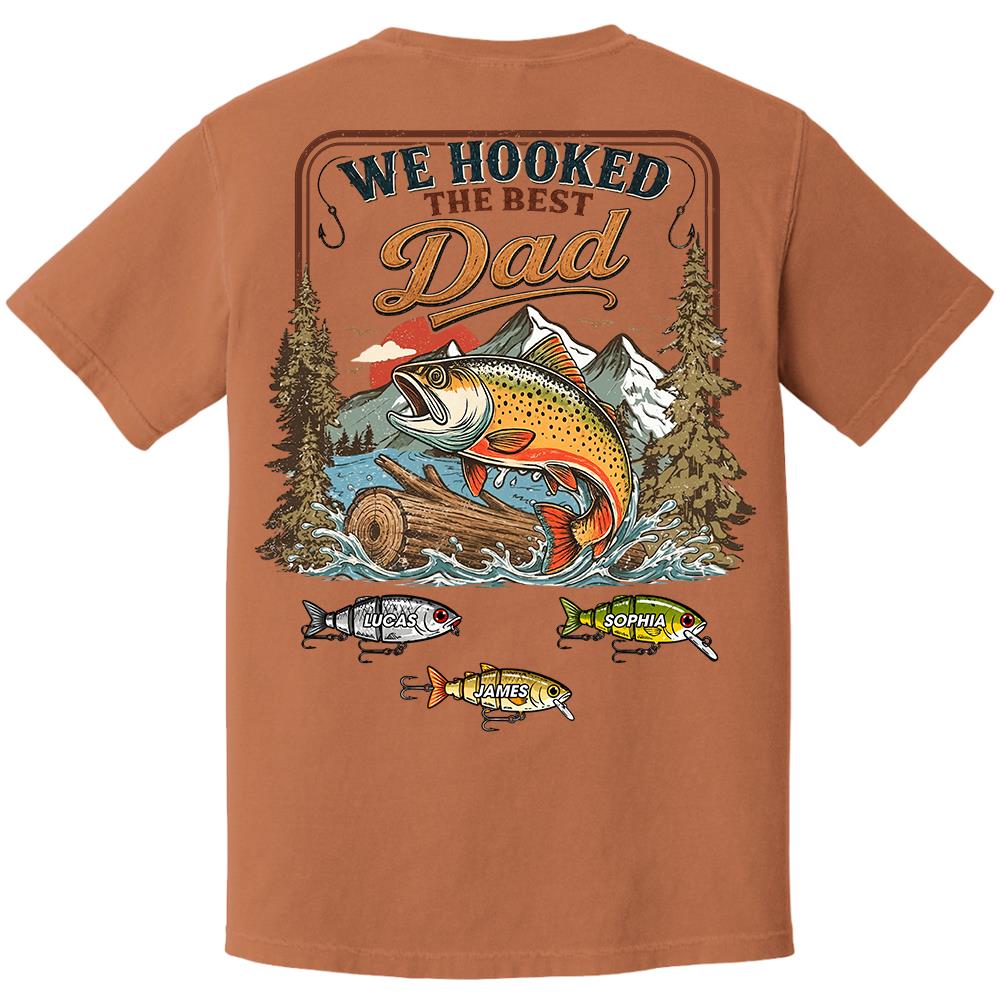 Personalized We Hooked The Best Dad T-Shirt – Personalized Fishing Grandpa Shirt Hv01